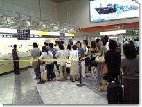 スカイマーク　新千歳空港カウンター